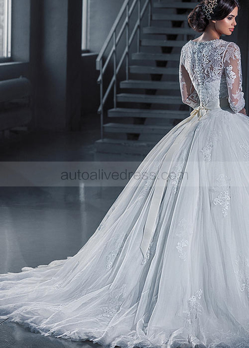Ball Gown Sweetheart Neck Sleeveless Corset Back Ivory Lace Tulle