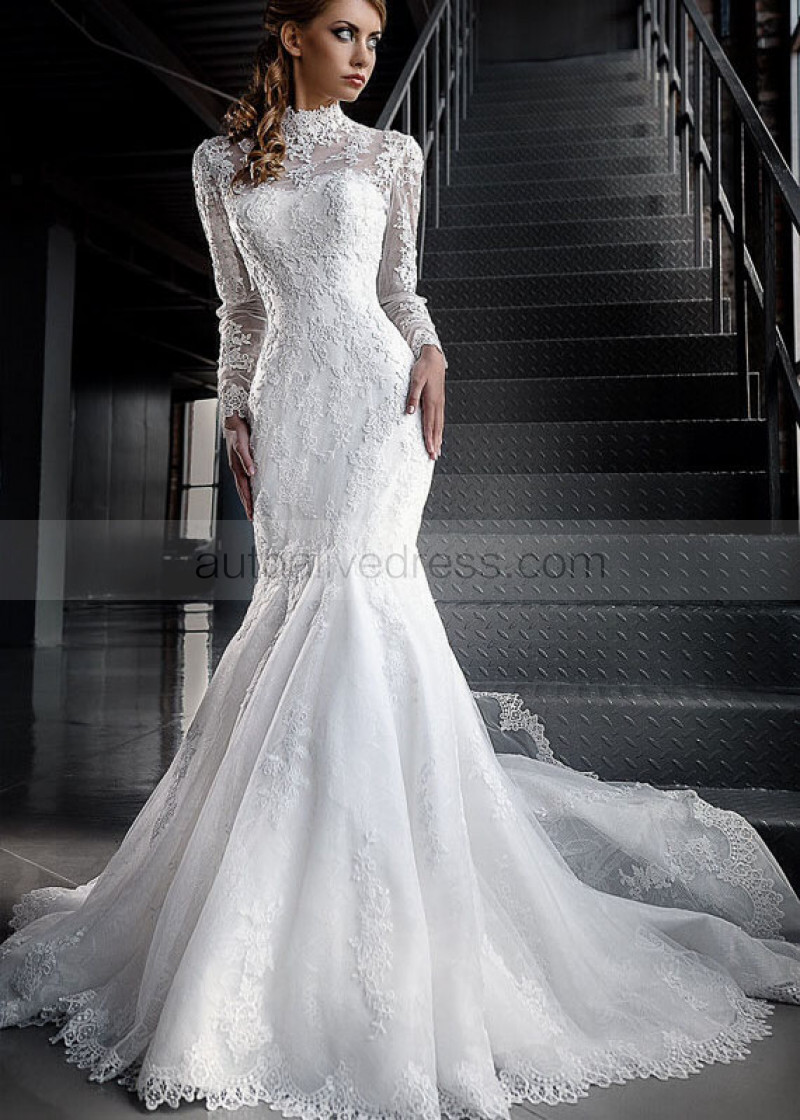 Strapless Ivory Lace Tulle Court Train Wedding Dress With High