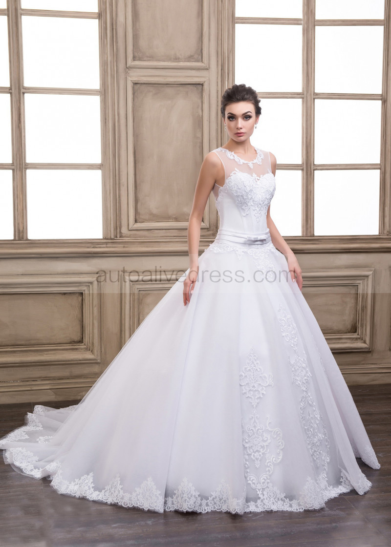 sleeveless white gown