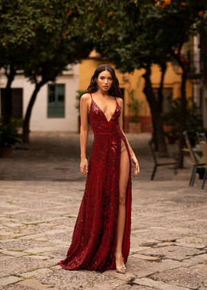 V Neck Burgundy Sequin Slit Sparkling Evening Dress V Neck Burgundy Sequin Slit Sparkling Evening Dress