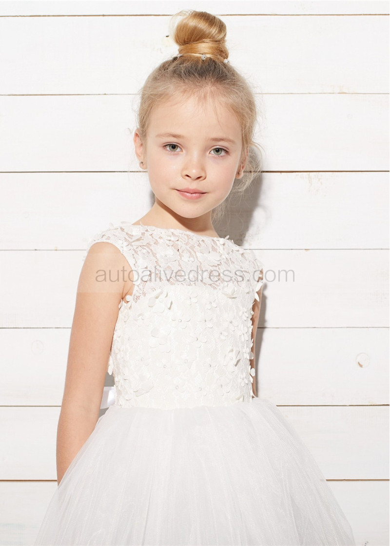 A-line Ivory Lace Tulle 3D Flowers Keyhole Corset Back Flower Girl Dress
