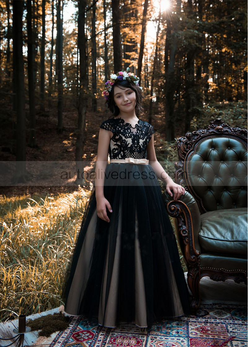 A-line Black Lace Tulle V Back Flower Girl Dress With Champagne Lining