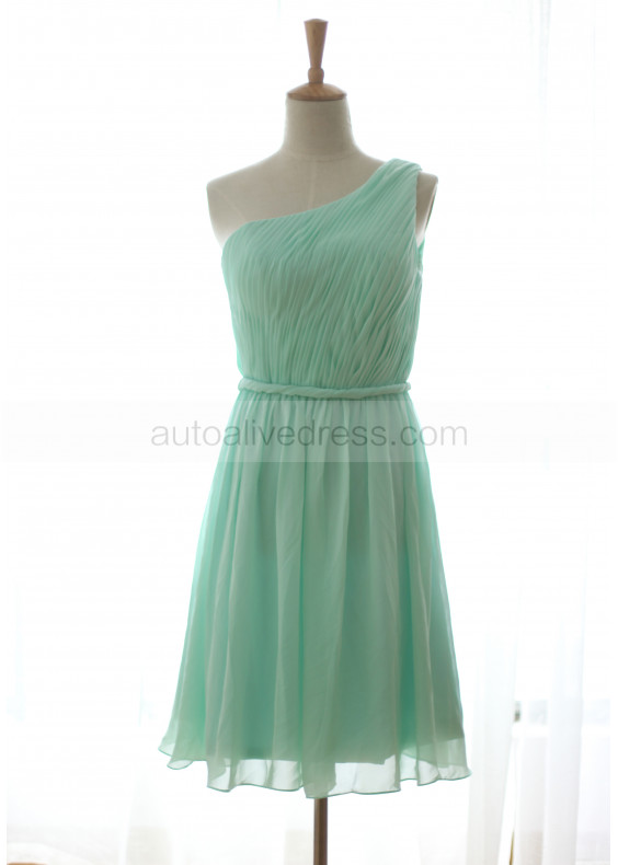 Green Ruching Chiffon One Shoulder Short Bridesmaid Dress