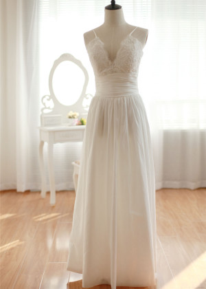 Spaghetti Straps Ivory Lace Taffeta Glitter Wedding Dress