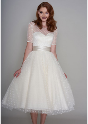 Short Sleeves Ivory Polka Dot Tulle Tea Length Vintage Wedding Dress