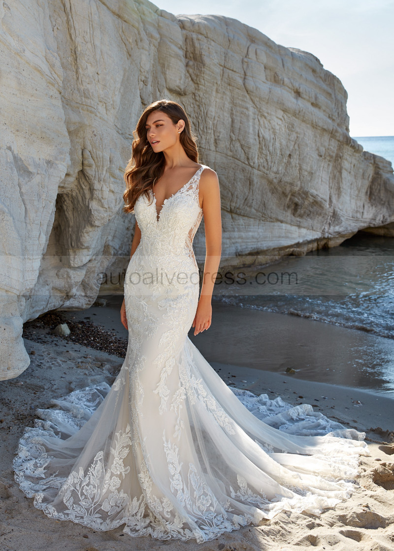 Fit-n-flare Sparkle Beaded Embroidery Lace Tulle Wedding Dress Fit-n-flare Sparkle Beaded Embroidery Lace Tulle Wedding Dress