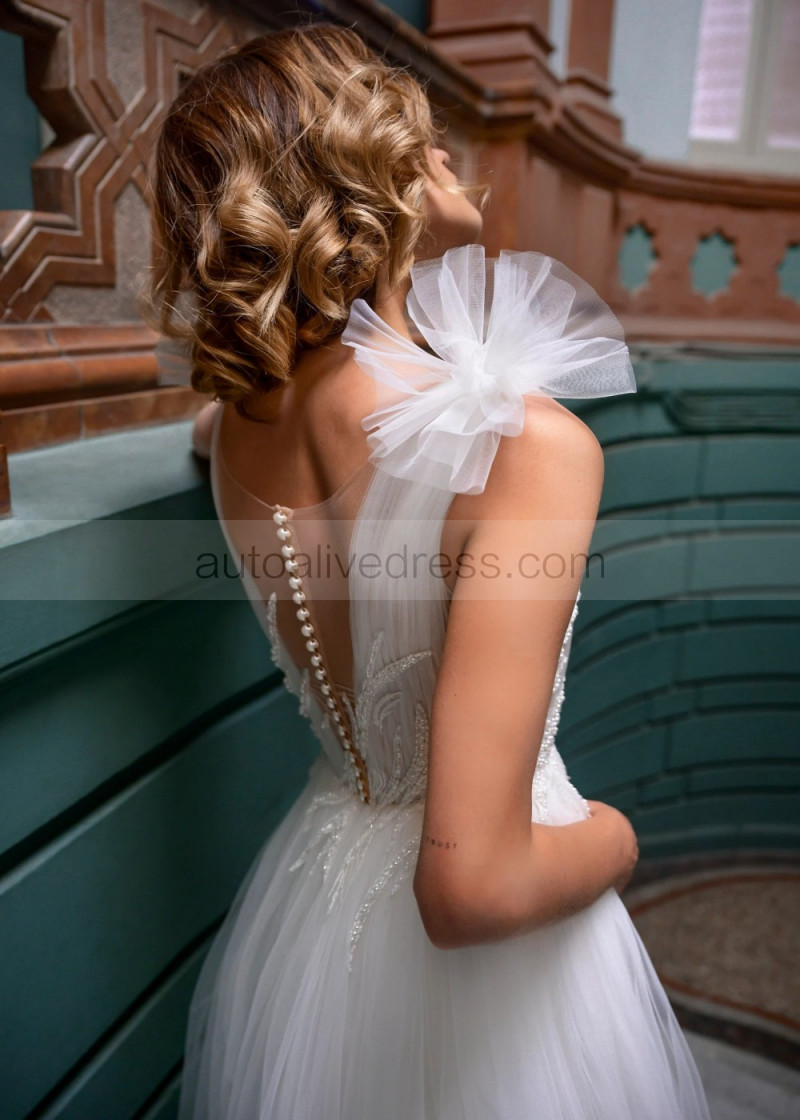 A-line Beaded Ivory Lace Tulle Pearl Buttons Back Wedding Dress A-line Beaded Ivory Lace Tulle Pearl Buttons Back Wedding Dress