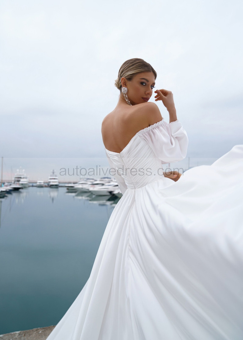 A-line Off Shoulder White Pleated Chiffon Bohemian Beach Wedding Dress A-line Off Shoulder White Pleated Chiffon Bohemian Beach Wedding Dress