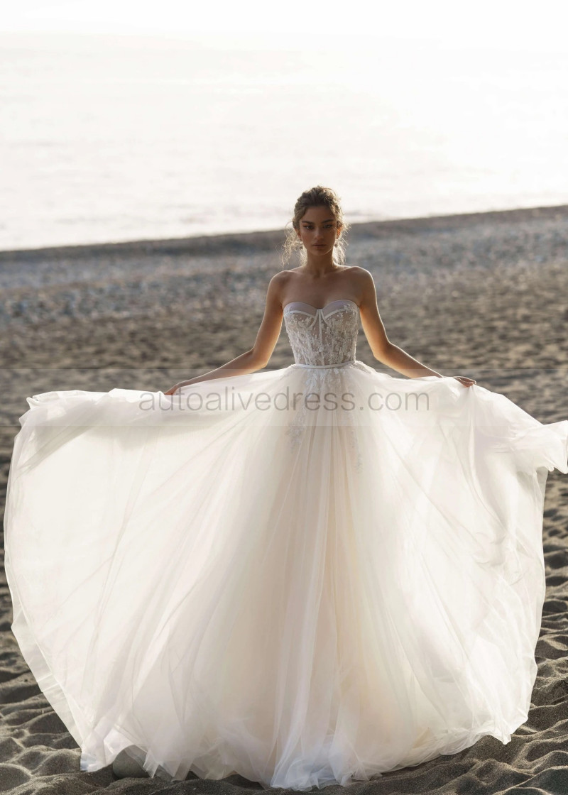 A-line Sweetheart Neck Beaded Lace Tulle Structured Wedding Dress