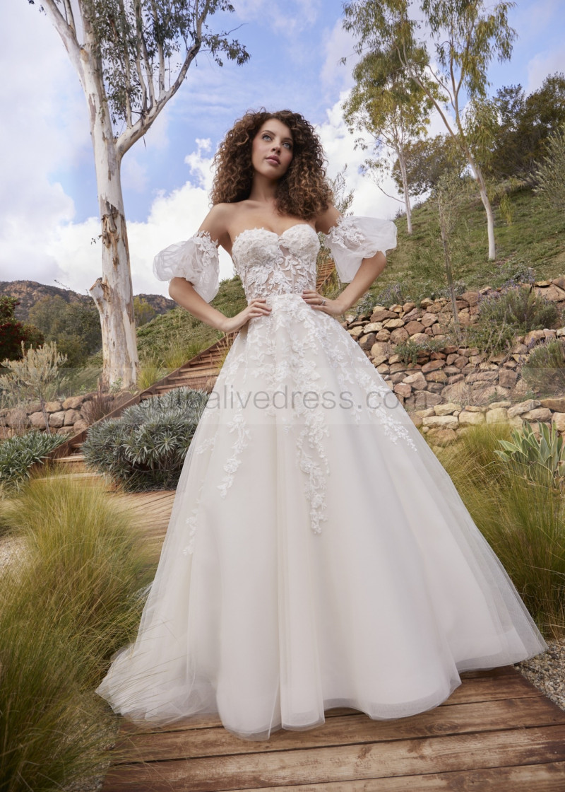 A-line Sweetheart Neck Ivory Lace Tulle Wedding Dress With Detachable Sleeves A-line Sweetheart Neck Ivory Lace Tulle Wedding Dress With Detachable Sleeves