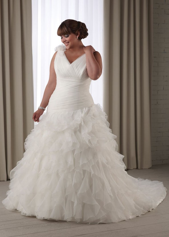 Ivory Organza V Neck Corset Back Plus Size Court Train Wedding Dress