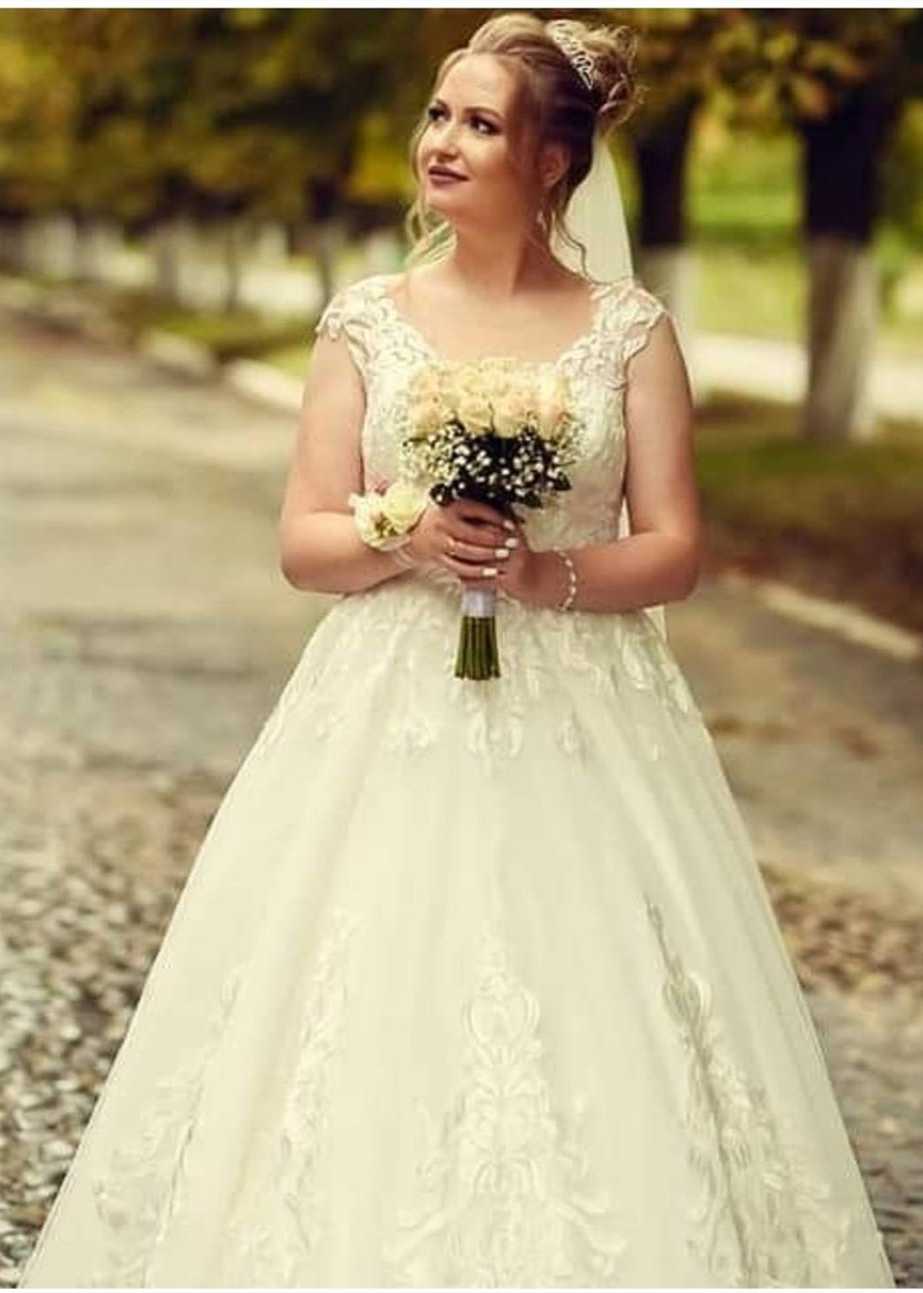 A-line Cap Sleeves Lace Tulle Plus Size Wedding Dress